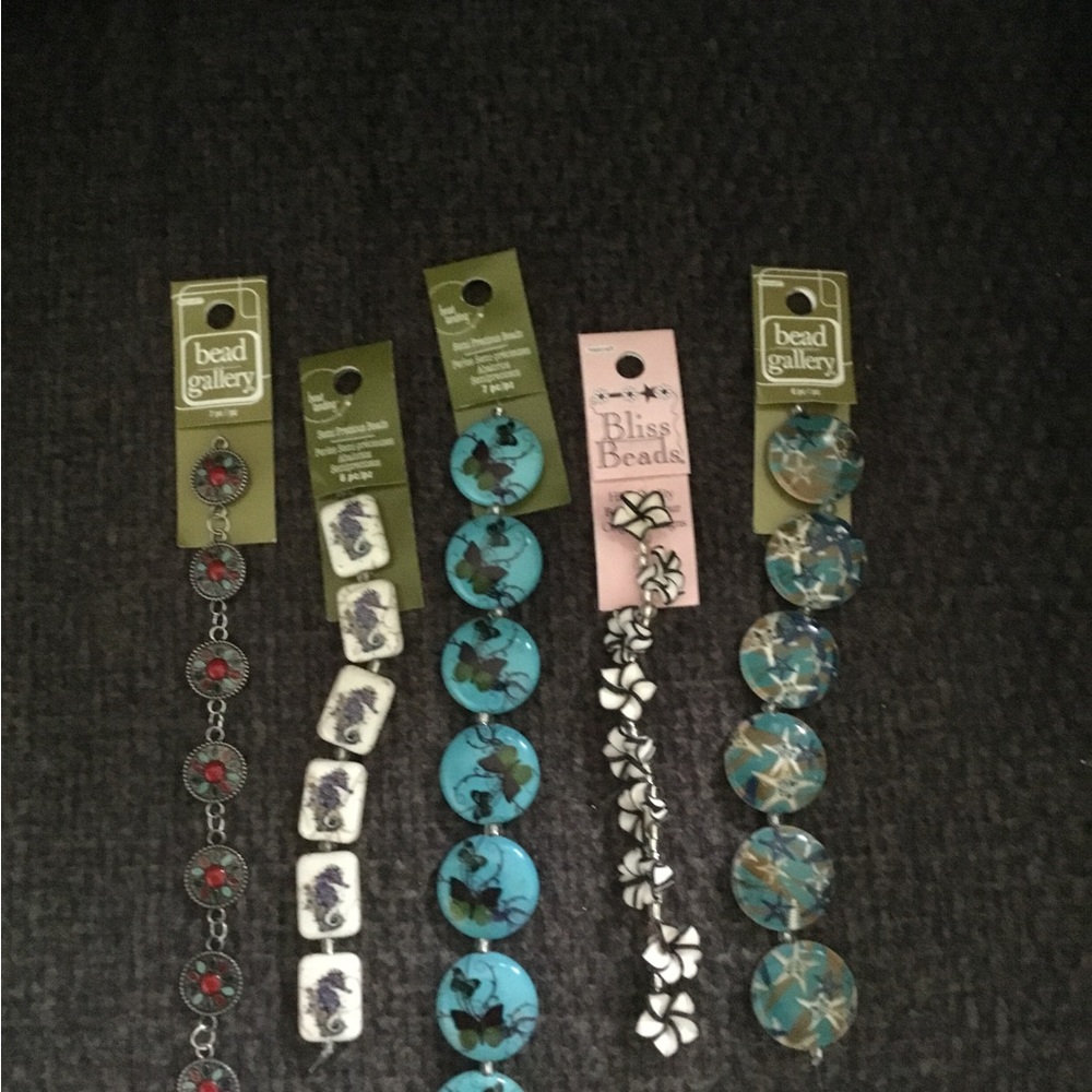 Bead Gallery and Bliss Beads Jewelry Set - Red, Blue, White